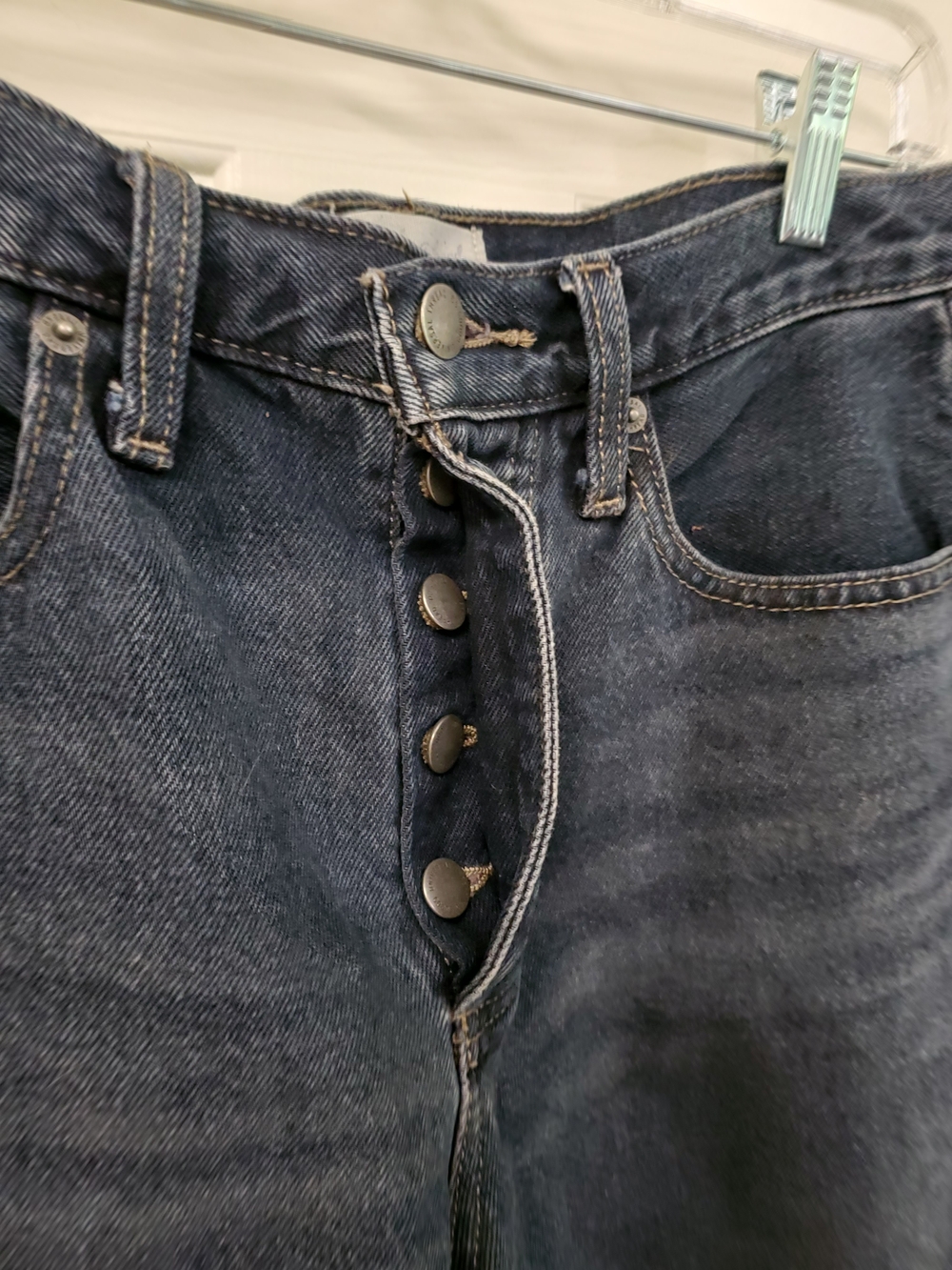 Universal Thread Mid Rise Baggy Jean Shorts - Picture 3 of 6
